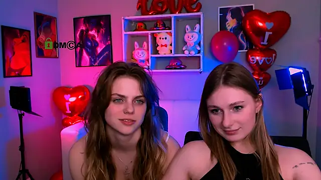 แชท XXX สดของ playful_sophie