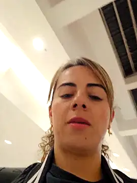 Chatroom XXX en direct de Sairy_