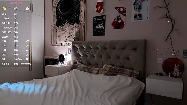 IrisPurrphy: онлайн-секс-чат