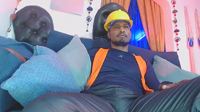 Pertunjukan Kamera Web ElCaballeroNegro24