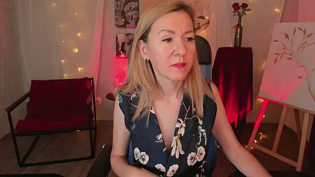 دردشة DonnaSmitth الجنسية المباشرة