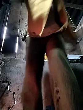 Chatroom XXX en direct de Bella-222