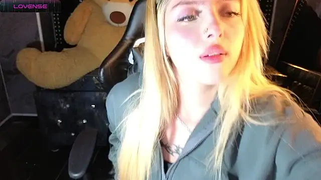 Chat XXX ao vivo de Kitty_fox_b