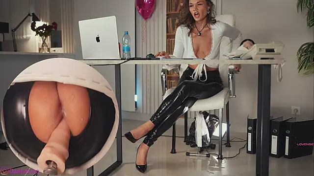 art_porno: απευθείας συνομιλία ΧΧΧ