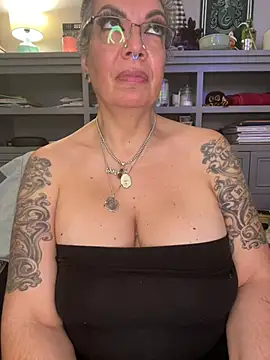 dieseldame1313 – Live XXX-chat