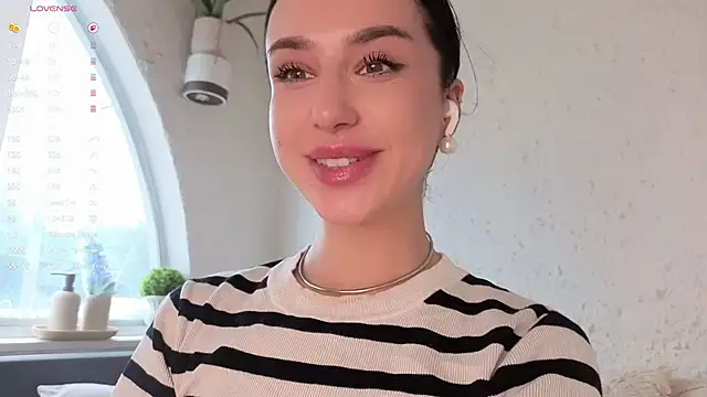 ShyColette webcam show