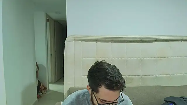 thomas_gun Live XXX-chat