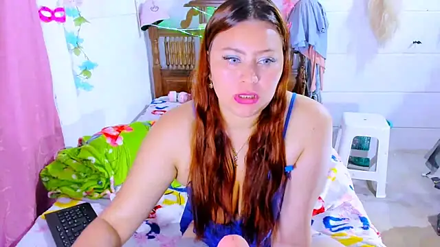 دردشة SofiaOlivares الجنسية المباشرة