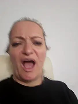 LadyTouch 即時 XXX 聊天