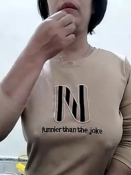 XXX chat uživo modela love_sexy090