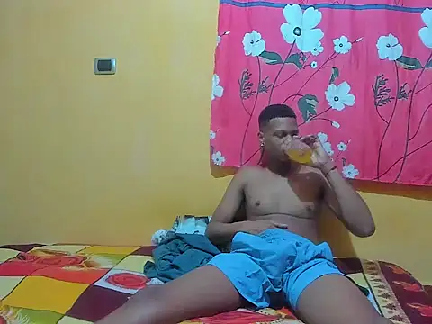 Chatroom XXX en direct de aunstin_farid1