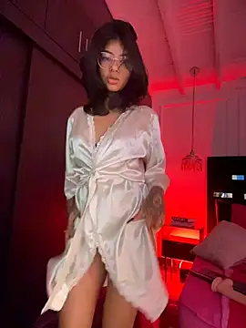 TweetiePieXXX's Webcam Show