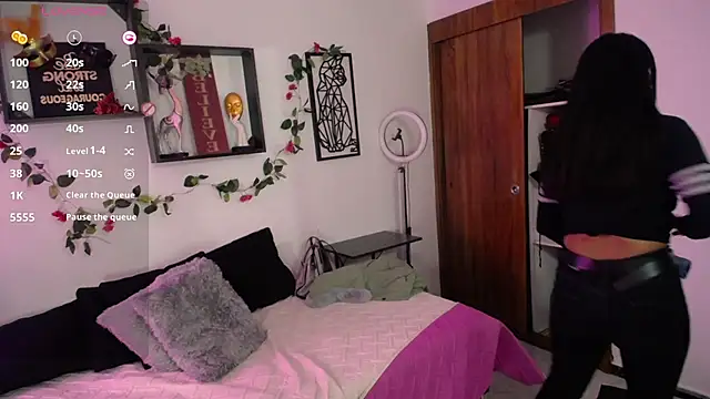 Chat XXX ao vivo de Dakota_ro