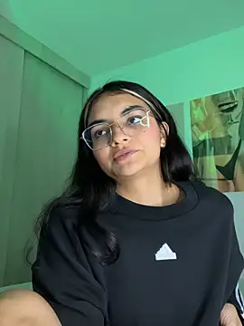 دردشة Cat2525 الجنسية المباشرة