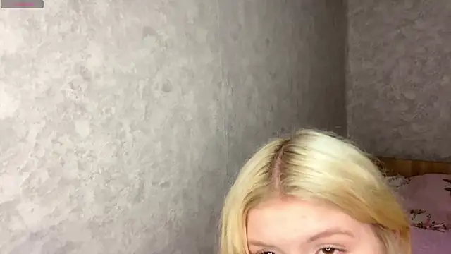 ShontaWasilko Adlı Modelin Canlı XXX Sohbeti