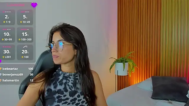 scarlett_rosse_x élő XXX-chatje