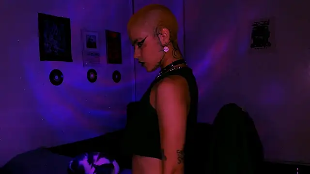 Czat XXX na żywo – alex_one888