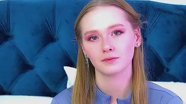 Chat +18 de AgataFoxley ao vivo