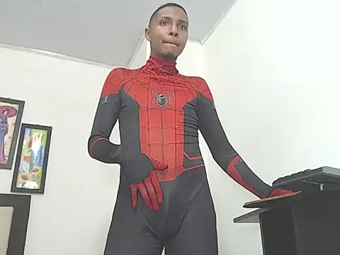 hotboyluxe: онлайн-секс-чат