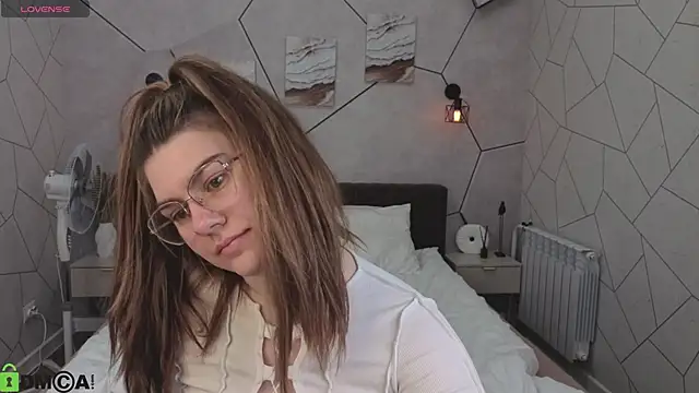 zoe_j0y's Live XXX Chat