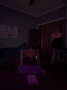 XXX chat uživo modela Granlady7