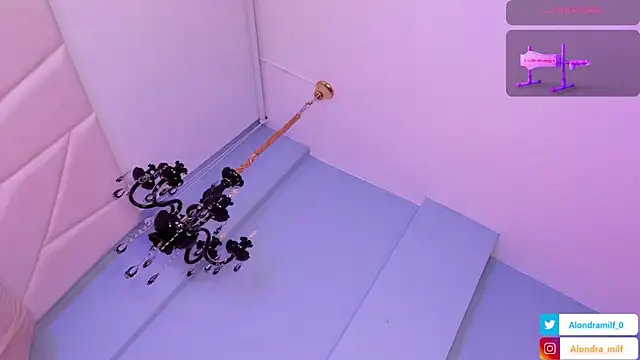 แชท XXX สดของ ALONDRAMILF