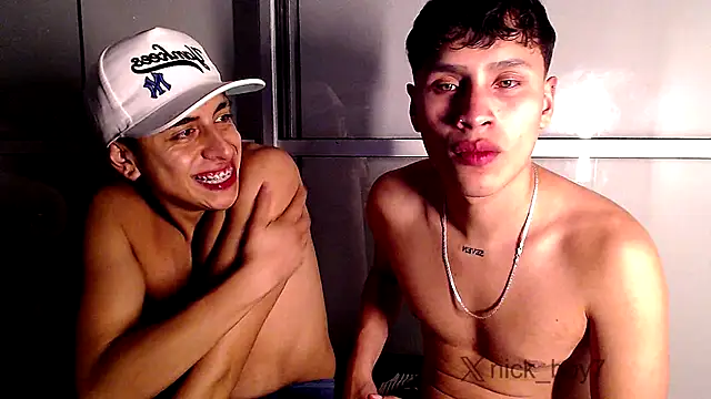 دردشة pipeynick الجنسية المباشرة