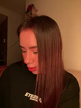 Im_Valen_Cute Chat XXX in diretta