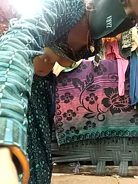 Show de webcam de Juhi_chawla