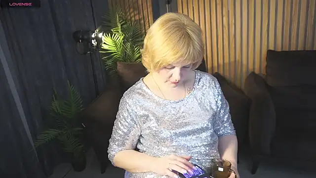 Chat XXX en directo de AmaraNights