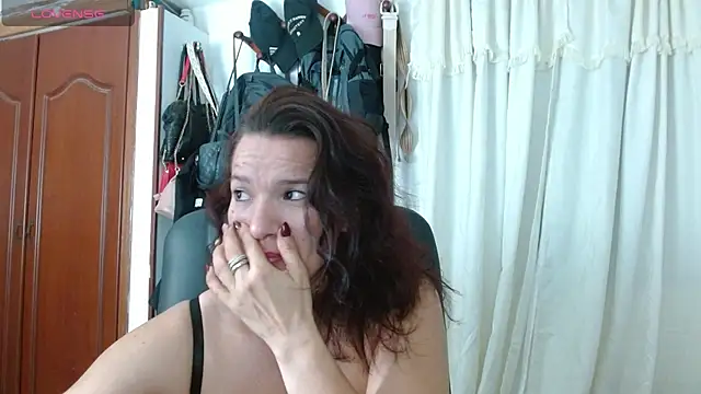 Chatroom XXX en direct de Scarlett_3X