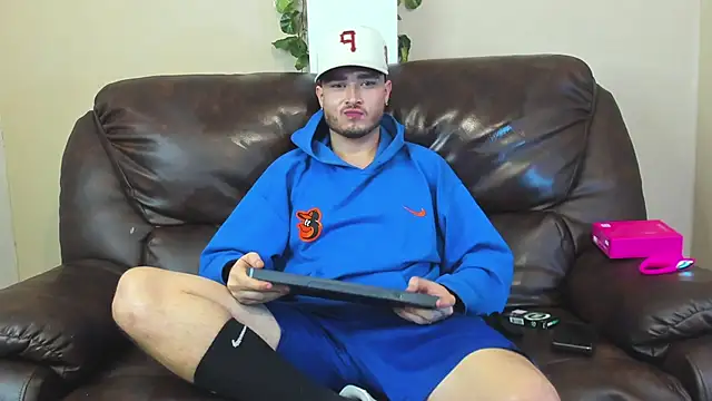 دردشة Salvattore_Muller الجنسية المباشرة