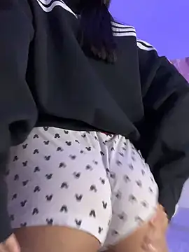 Cat2525のライブXXXチャット