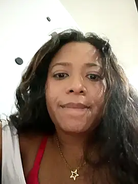 cindy_damm: διαδικτυακό σόου στην κάμερα