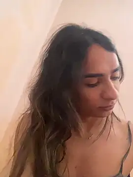 Pokazy przed kamerką – Jasmine_Shemale