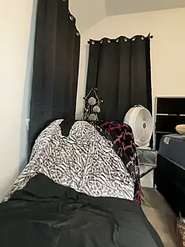 Exotic_Queen_'s Webcam Show