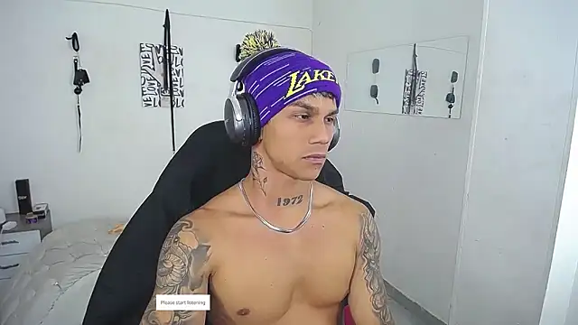 แชท XXX สดของ Leonard_Price