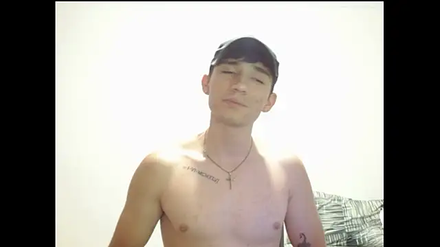 ChicoMaloFfF Live XXX Chat