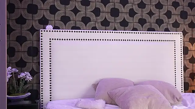 Chat +18 de IsabelaWhite ao vivo