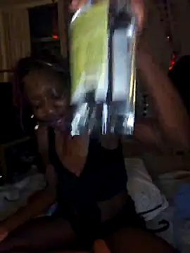 oliviaprettypussyn Live XXX chat