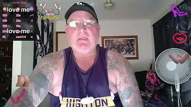 Chat XXX Live KINKYBLUEYES69