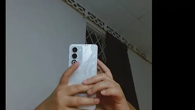 catalina_Ada Adlı Modelin Canlı XXX Sohbeti