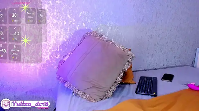 แชท XXX สดของ Luxury_Woman