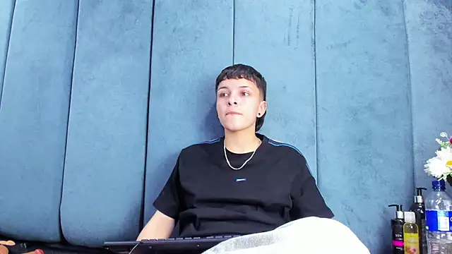 Chat +18 de Megan_Thompson_ ao vivo