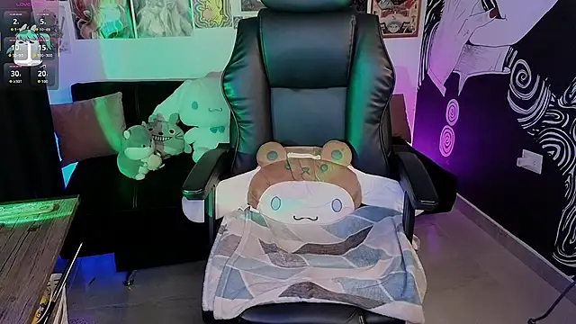 Yuhwan_ লাইভ XXX চ্যাট