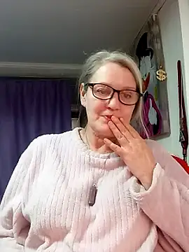 Chat +18 de irinamaux ao vivo