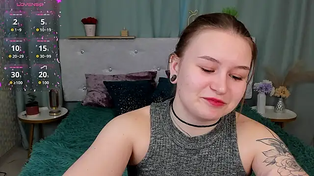 Sembang XXX Secara Langsung MilanaXHoney