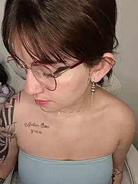 kuritto_ élő XXX-chatje