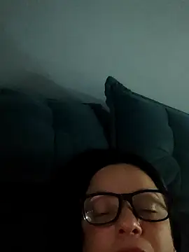 Laura_81: απευθείας συνομιλία ΧΧΧ