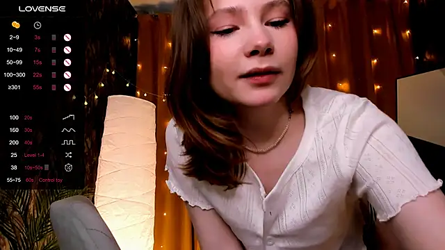 LanaBlu_ live XXX chat